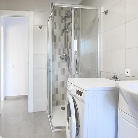 Amazing In With Wifi Apartment *